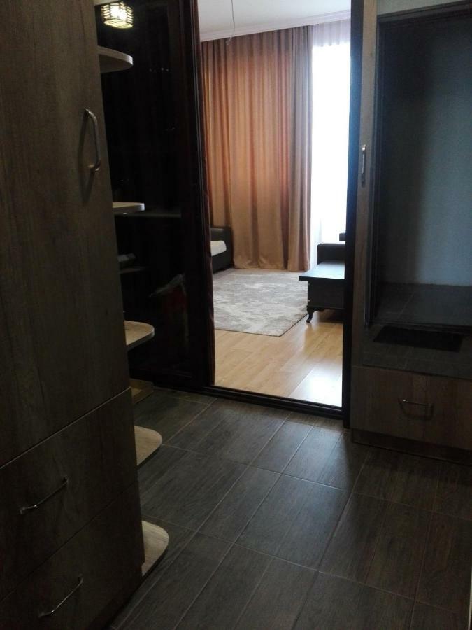 Var-Ketili Appartement Tbilisi Buitenkant foto